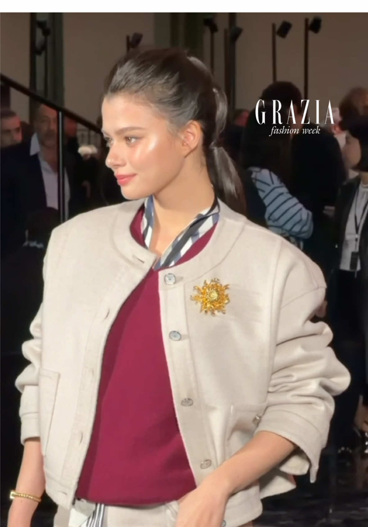 Is that #Chanel princess #BeckyArmstrong in Paris?! 👸🏻 Thai icon Becky Armstrong just arrived for the #ChanelSS26 show at #ParisFashionWeek, and she looks adorable as ever 💖As we wait for a glimpse of Matthieu Blazy's debut for the maison, our cover girl is bewitching us with her head-to-toe  look 🔮🪄 #GRAZIASingapore               
