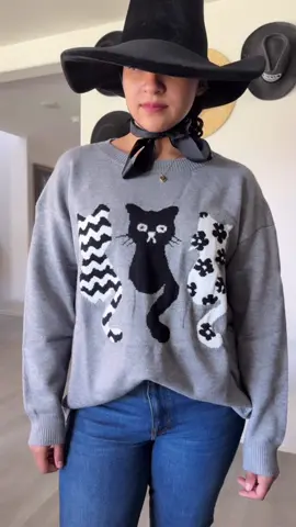 @BLOOMCHICUSOFFICIAL #cattok #catsweater #jacquard #carjumper #tiktokshopcreatorpicks 