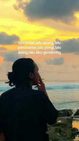 lalu lali,hehe #gondrong #fyp #jandamuda #kabellistrik 