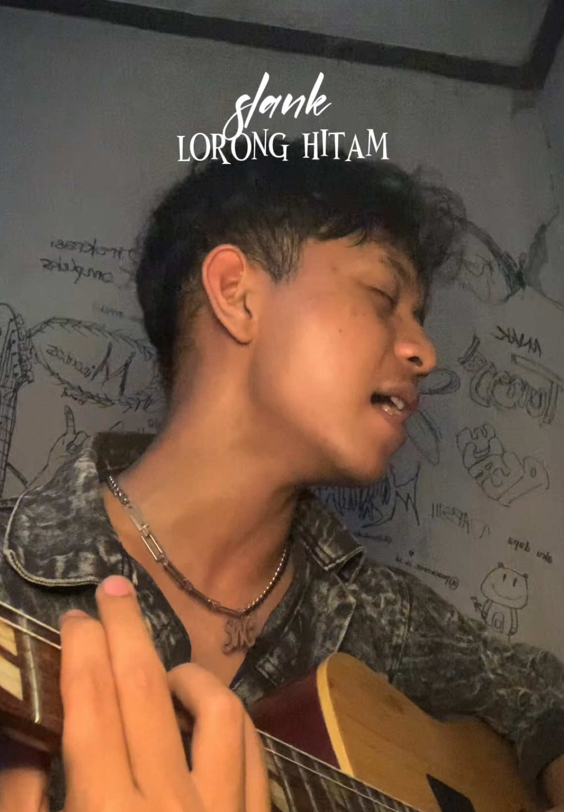 melayang menuju lorong hitam #slank #slankloronghitam #loronghitam #forslankers @Bimbimslank #piss 