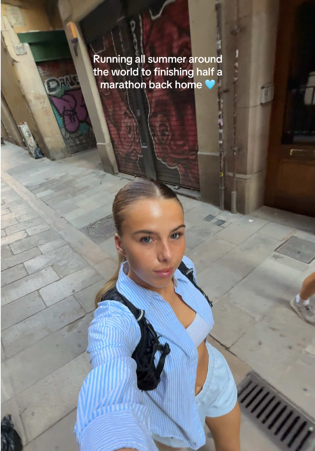 6 weeks of training in Barcelona 2 weeks of training in Miami, Jamaica, Bahama’s and the Cayman Islands  Finishing half a marathon in 2:04, I am out ✌🏽 #singelloopbreda #halvemarathon #runningaroundtheworld #Running #fyp