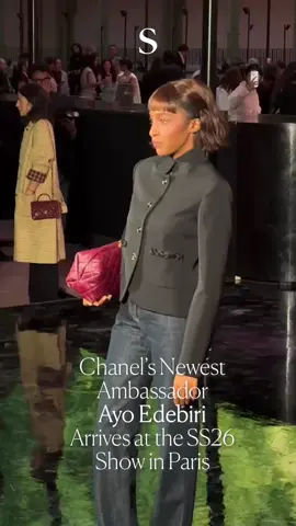@ChanelOfficial’s newest ambassador #AyoEdebiri has arrived at the #SS26 in Paris! Video: Sahar Nooraei #chanel #parisfashionweek 