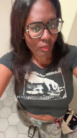 MAMA TONIGHT!!!! #reneerapp #bitemetour 