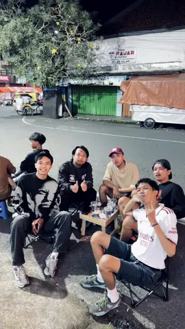 umumee bocah nom #OOTD #jowopridee #random 