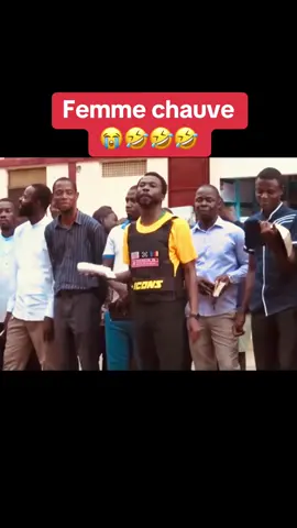 Pour un garçon c’est compréhensible, mais une femme 😂😂😂 #fyp #viral 