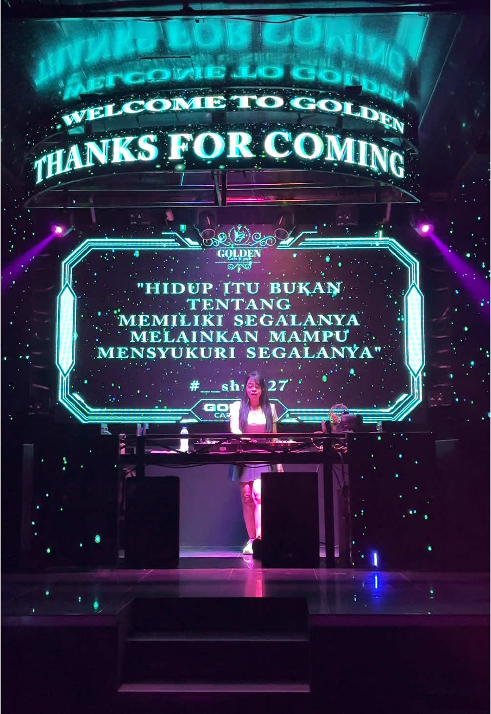 #goldencafeandpub #goldencafesidrap #sidrapsulawesiselatan #goldensidrap #cafesidrap 