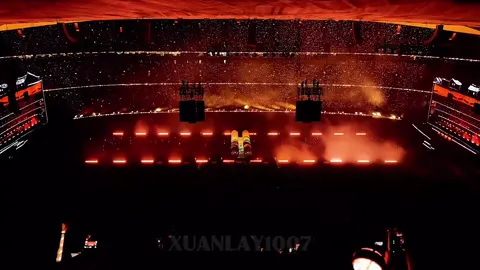 Trương Nghệ Hưng cho hỏi anh đây là mở màn của concert cá nhân hay anh đang khai mạc cho thế vận hội?  Là cả hai đó vì concert cá nhân của anh ta được chỉ đạo nghệ thuật bởi đạo diễn biểu diễn khai mạc thế vận hội 2008 và 2022. 😭😭😭😭😭😭 #张艺兴 #Zhangyixing #trươngnghệhưng #zhangyixing张艺兴 #fyp 