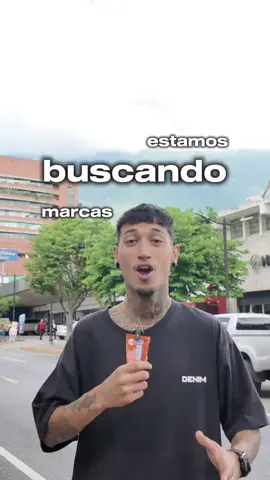 Muchachos nos encontramos buscando marcas que quieran apoyar el proyecto por la comedia de los 24 shows en 30 días y todo el documental  Etiqueten en los comentarios a las marcas que les gustaría ver participando en este proyecto y nosotros nos comunicaremos con ellos  #comedia #gregaventuras #venezuela #marcas #porlacomedia 