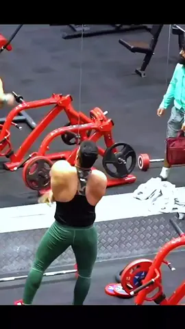 best GYM prank ever 🤭 #anatoly #viralvideos #USA #fyp @ANATOLY 