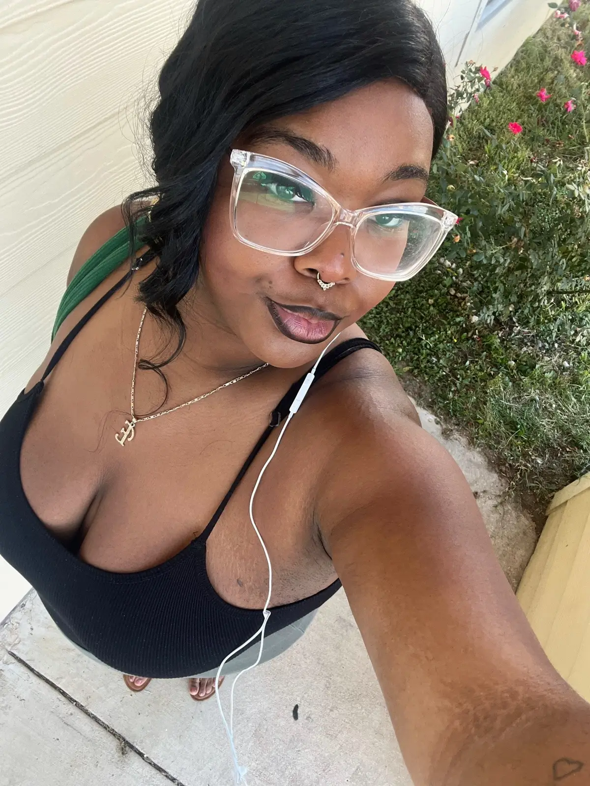 #niyreee #greenandblack #vlogtober2025 #baddie #targetaudience 