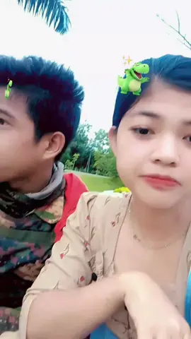 #အကြည့်ကအသက် #ကျမအပြုံးတွေအသက်ဝင်လာပါပီ🙆 #ကျမရဲ့ဥယျာဉ်မှူးကြီး🥰😘♥️ #အောင်သူရရဲ့ဇနီးလေး🤭 #ချစ်စရာလေးမလား🙈 