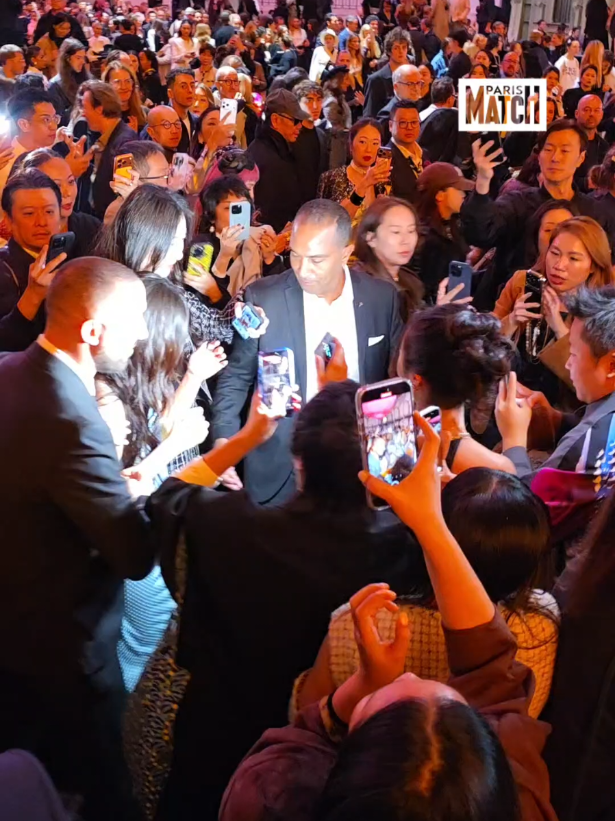 #jennie #chanel #onregardequoi #TikTokFashion #pfw 