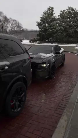 Quand le luxe rencontre la puissance. 🖤💨 » #zooland #DodgeDurango #DodgeLife #AmericanPower  #DurangoStyle