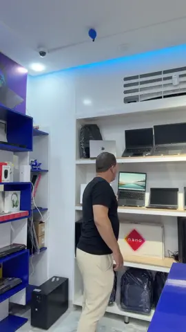 ✔🔥 Lenovo ThinkPad T14 Gen 4 / Core i5 13éme / 32 Go DDR5 / 512Go SSD NVMe / Prix 1980 DT 🔥✔ ————————— ** Pc Gamme Pro de très Haute Qualité Comme Neuf ** ⚡ Ecran 14” FULLHD IPS (1920x1200) Tactile ⚡ 🔥 Processeur: Core i5-1335U (up to 4.7GHz, 12Mo de Cache, 10-Cores) 🔥 🔥 Graphique: Intel Iris Xe 🔥 ⚡ Stockage SSD 512Go NVMe ⚡  ⚡ Mémoire 32 Go DDR5 5200MHz ⚡ ⚡️ Reconnaissance Faciale - USB-C - USB 3.0 - HDMI ⚡️ 🔋 Batterie Excellente - Chargeur Original 🔋  *** Windows 11 PRO Authentique *** 💰 PRIX 1980 DT 💰 ☎ Numéro 93 625 611 ☎ 🚚 Possibilité de livrer sur Toute la Tunisie 🚚