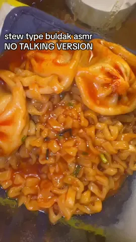 stew type buldak noodles asmr😋! ROAD TO 20K💗! SLURP ALERT🚨 cucumbers were crunchy😍 #buldak #buldakramen #buldakstewtype #asmr #foryourpage 
