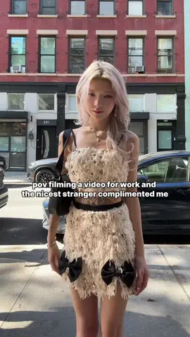 caught the sweetest interaction on camera #ootdinspo #strangerinteractions #outfitcheck #nycfitcheck #girlhood 