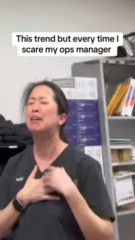 This trend but every time I scare my operations manager. #scared #sugaronmytongue #prankwars 