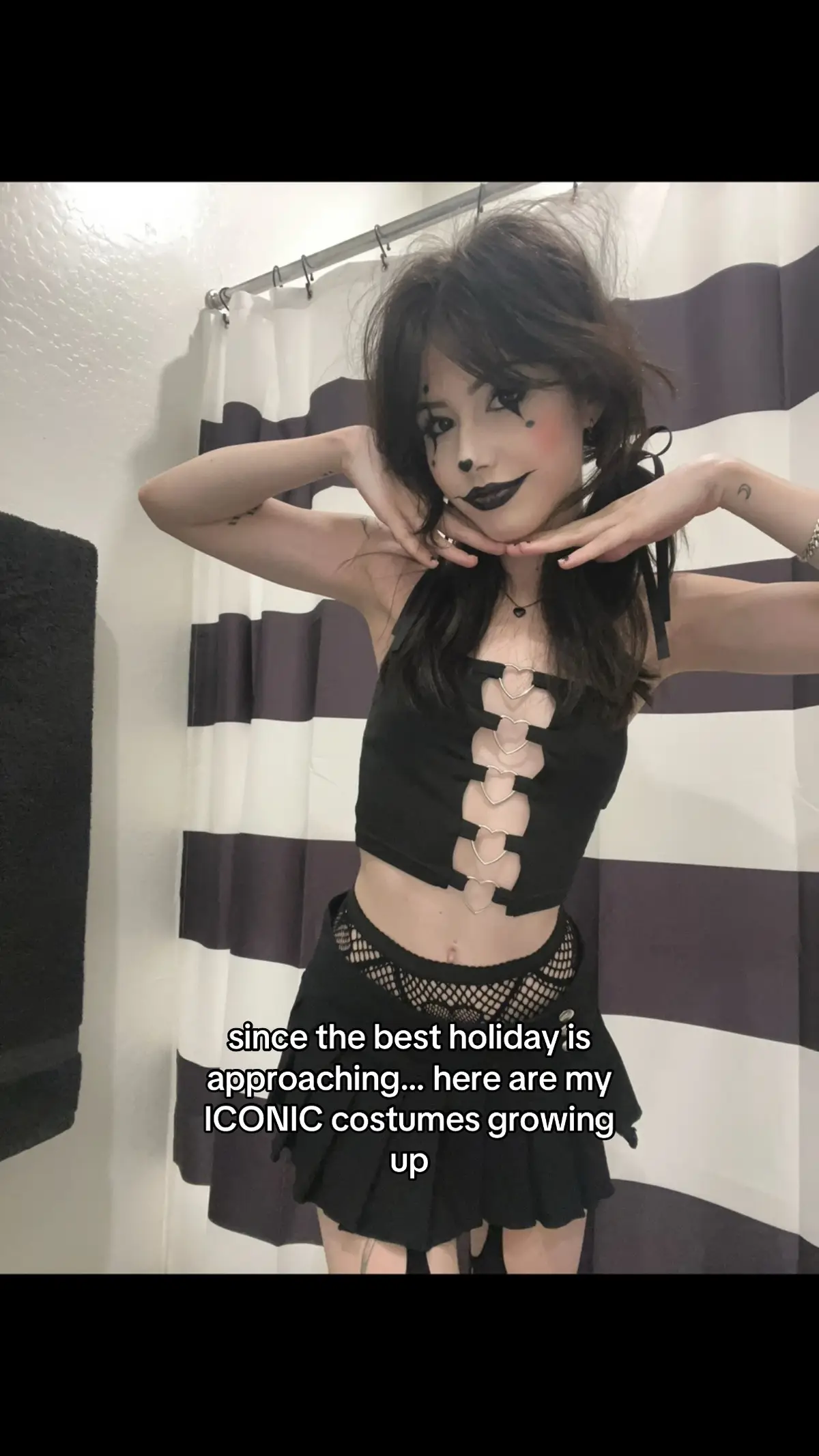 so excited for my costume this year omg 😭😭 #fyp #foryoupage #halloween #halloweencostume #trend 