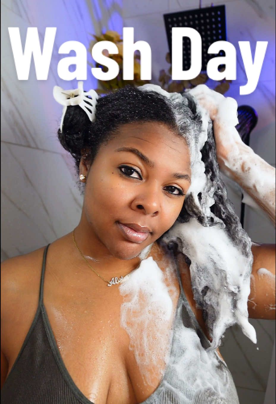 Wash day products for black girls that I know you are sleeping on! #washdayroutine #dandruff #washdaytips #dandruffremovel 