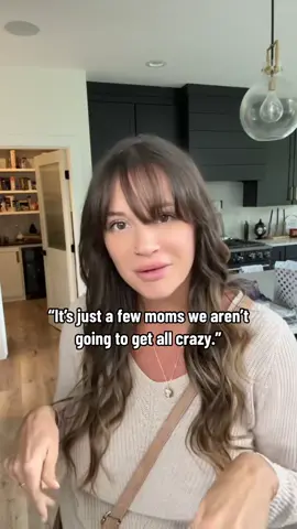 Ayyyyeee where my moms at!? #momcomedy #MomsofTikTok #momlife #momsnightout 