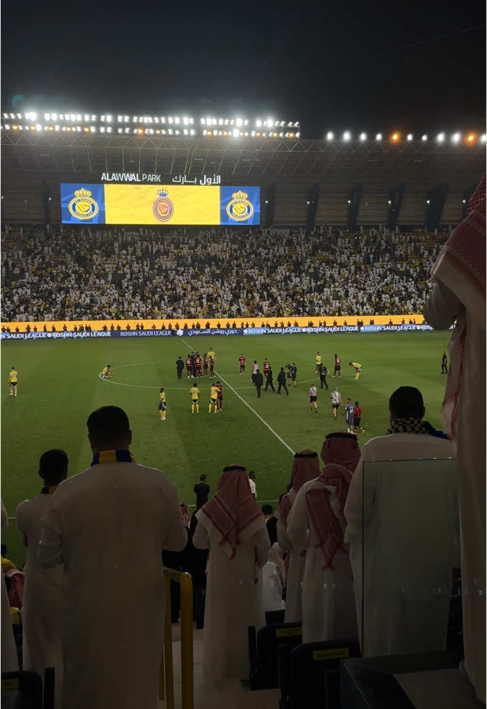 💛💛💛💛💛💛 #الشوق_طاغي_والمشاعر_رقيقه 