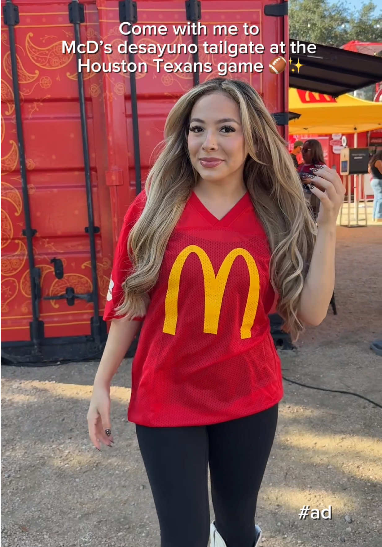 #ad @McDonald’s desayuno date before the @Houston Texans game because breakfast comes first🍟🤍✨ 