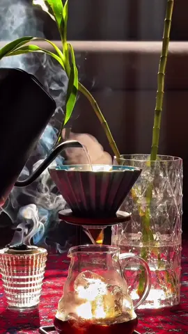 حبه من الخمر المعتق سقاني #قالب #شعر #مهذل_الصقور #بدون_موسيقى #بندر_الحربي 