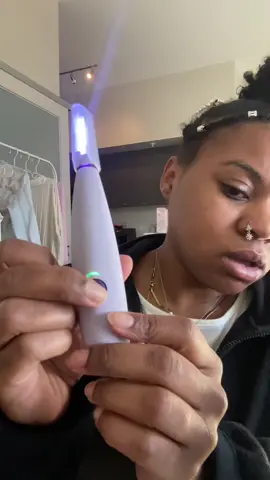 Dermaplanimg tutorial using @Michael Todd Beauty Sonicsmooth Pro+ Use for an instant glow, smoother skin, and fuzz-free finish  This was actually a lot easier to use than I expected 10/10 highly recommend  #verifiedreview #mtbpartner