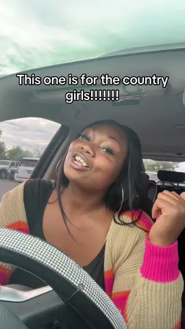 Give me a small town with two gas stations & one Walmart all day long! & I can’t forget about granny in her moomoo on the long porch!! #country #kentucky #holler #loretta 