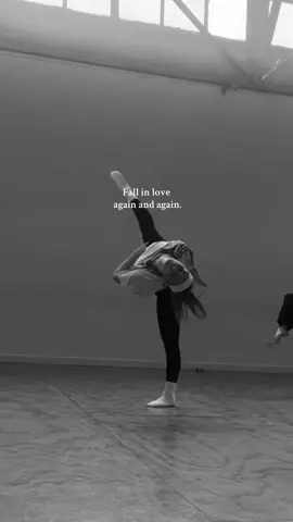 Dancing my way through life @Transit Dance 🤍 #fyp #fulltime #melbourne #dance 