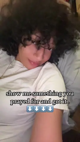 drop in the comments ⬇️❤️  #fyp #jesus #prayer 