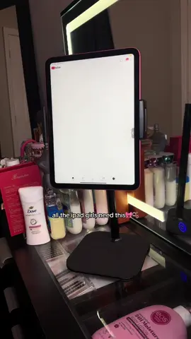 I love this stand 🥰😜 #ipadtripod #fyp 