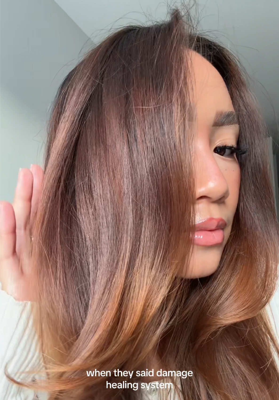 Healing damaged hair 101! @Nexxus Hair Care was actually the first blowout cream I ever bought, so to be sitting here today partnering with them is unreal 🥲 The Nexxus Keraphix Shampoo & Conditioner are amazing 👏 #NexxusPartner #damagedhair #haircolor #haircair 