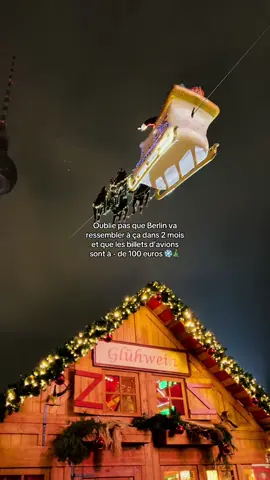 N’oublie pas que Berlin va ressembler à ça dans 2 mois et que les billets d’avions sont à - de 100 euros ❄️🎄   #december #christmas #berlin #bonplan #fyp 