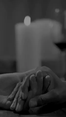 C’è un tipo di feeling, di intimità che è unica e va oltre tutto ❤️ Lo capisci quando riesci ad aprirti superando le paure, quando riesci a parlare senza sentirti giudicato. Dove le ferite trovano guarigione ed i dubbi delle risposte. E quando trovi questo hai paura di perderlo e non vuoi più lasciarlo andare. Apri il tuo cuore ♥️  #amorevero #perte #goodvibes #amare #AnimeAffini 