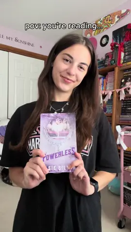 there’s just something about this one🥹 #powerless @Elsie Silver #elsiesilver #chesnutsprings #bookaesthetic #BookTok  