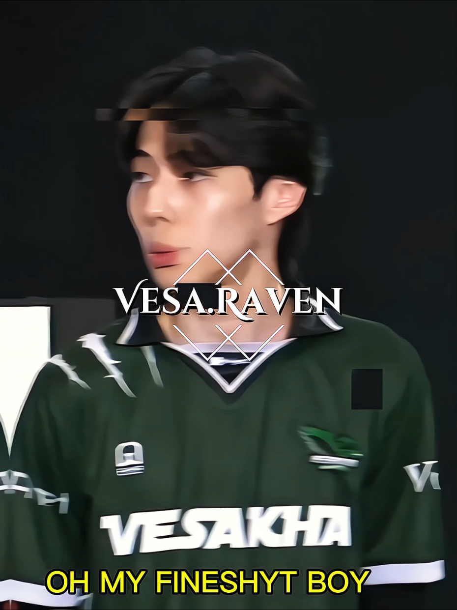 Pesona cowok Singapore🇸🇬 😍🥰 Bersyukur tim @vesakha.esports masuk top 3 jadi masih bisa liat Raven nanti di KIC 🔥🔥🤭😍🥰 #sweethok #HOKStudio #HonorOfKings #HOKID #vesaraven