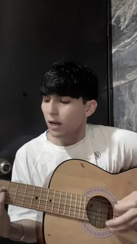 Ando vestido placoso…👌  @Rey Quinto @Netonvegaoficial   #regionalmexicano #corridos #musica #fyp #VoiceEffects 