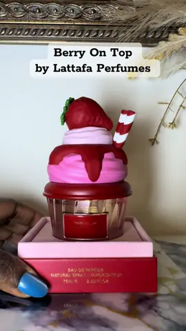 Berry On Top by Lattafa  A playful gourmand that feels like a strawberry dessert in a bottle.  If you love edible, fruity-sweet scents (think strawberry pound cake vibes 🍓🍰), this one will definitely hit the spot. Perfect for those who want something fun, flirty, and delicious. Notes: 🍓 Top – Strawberry, Chantilly Cream 🍓 Middle – Strawberry Jam, Sugar, White Flowers 🍓 Base – Vanilla, Musk #BerryOnTop #LattafaPerfumes #GiveMeGourmand #GourmandPerfume #StrawberryPerfume   