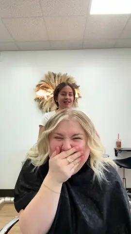 Client reactions like these make my stylist heart so happy. I truly love my job and love making clients feel this confident/happy 🥰 #hairreavel #haircolor #hairstylist #wholepoint #salonlife 