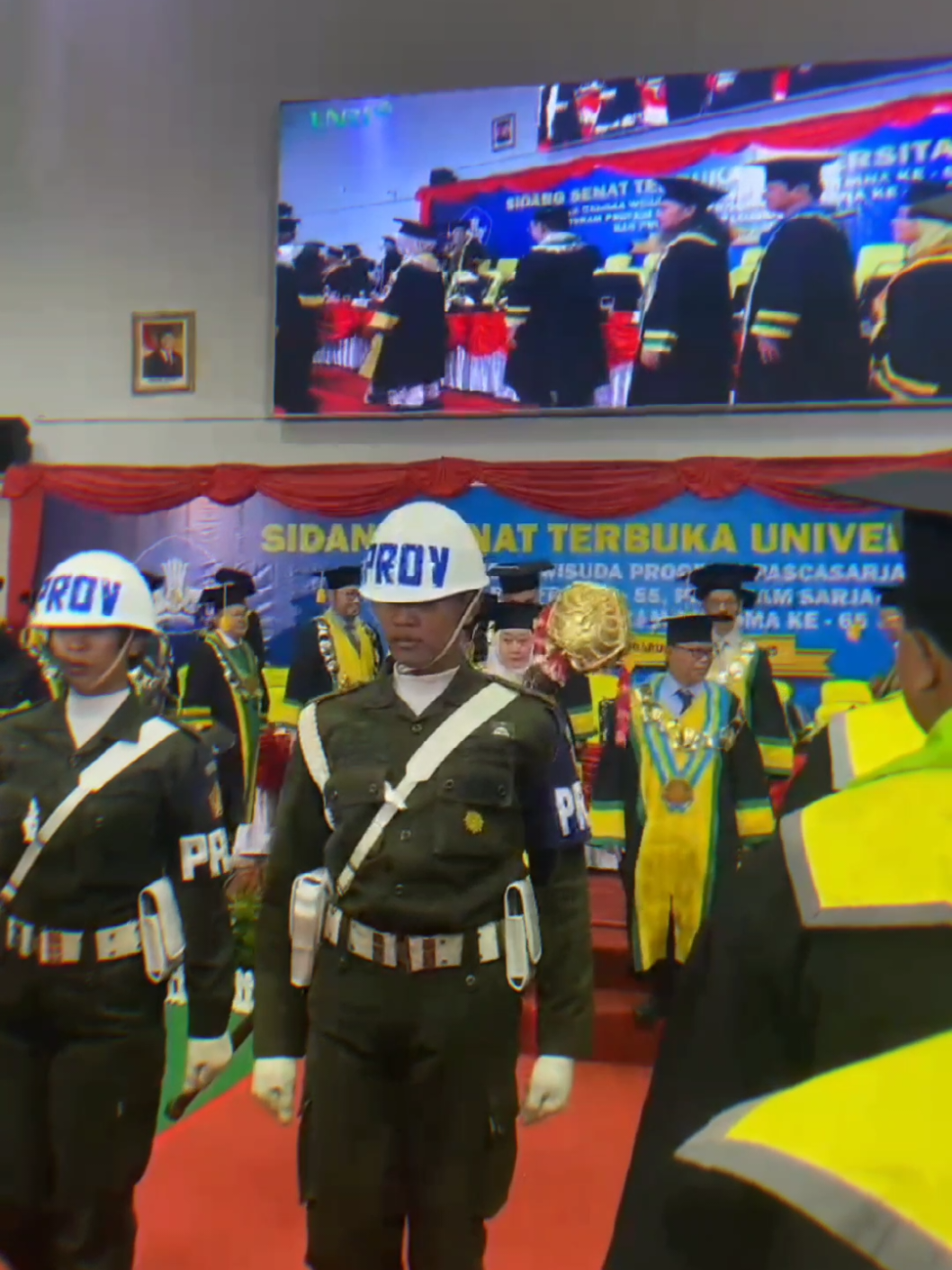 pov melihat penulis kutipan 