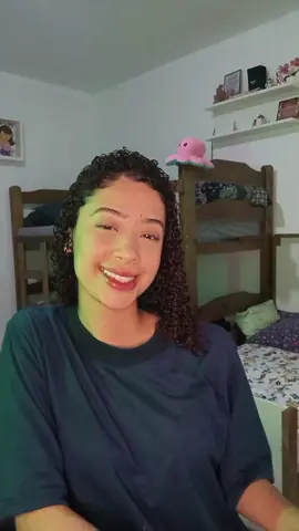 sobre Domingo 💞... #autocuidadofeminino #gwm #louvor #playlist #garotasapoiamgarotas💝🎀✨️ 