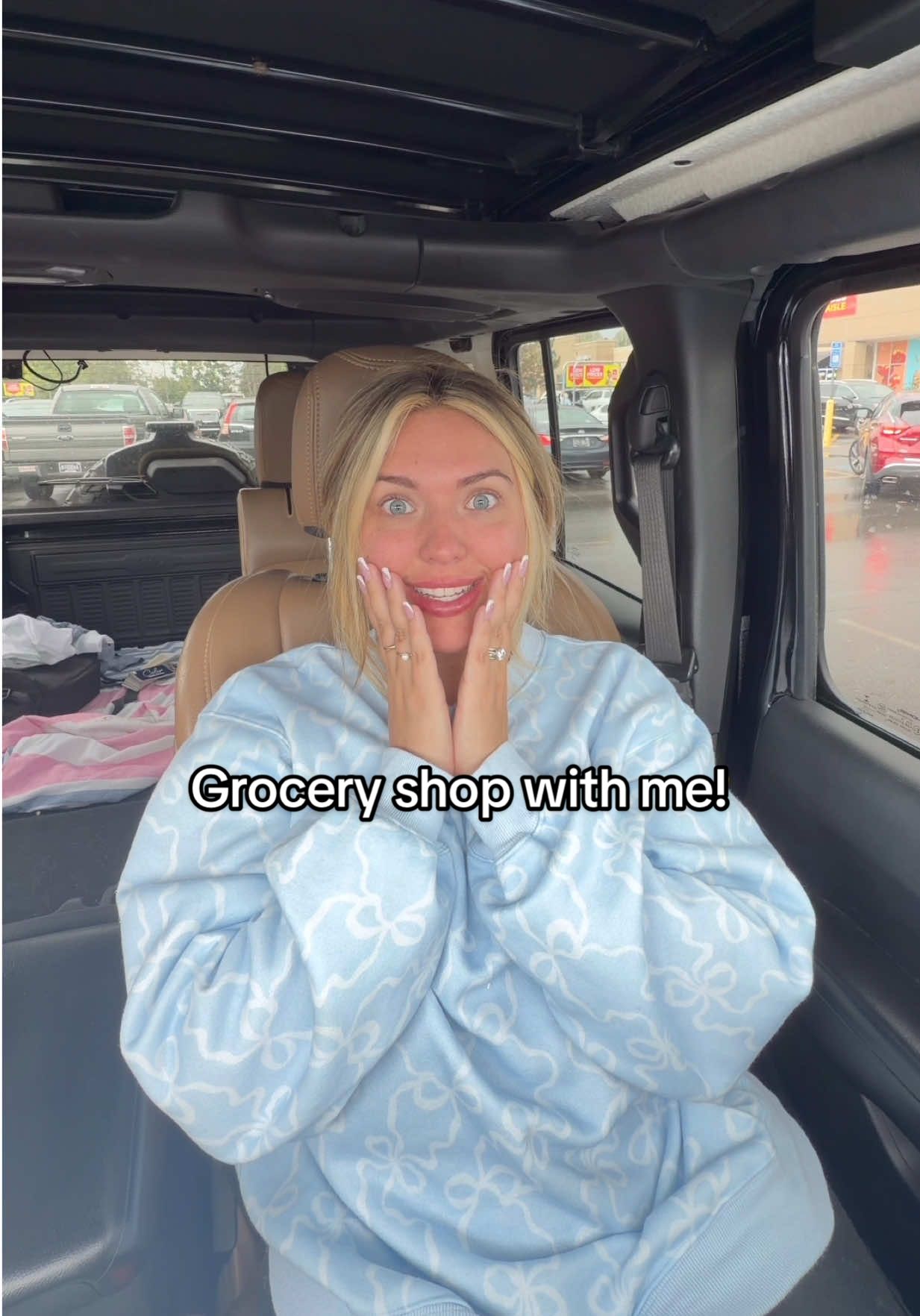 Come grocery shop with me this Monday! I can’t wait to be up at the new house so I can make some cooking videos for yall 🤍 let me know if anything sounds yummy & I’ll make a list of recipes for when we move in!  #groceryshopping #shoppingvlog #dayinmylife #groceryhaul #shopwithme 