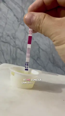 Có ai như em không từ lúc thử lên vạch là ngày nào cũng nghiền thử que luôn á. Mong lần này bé con bám chặt mẹ, vào tổ an toàn và tim thai đập rộn ràng nha .#beyeu #2vachbobung #nguacon2026🐴 #hanhtrinhtimcon #xh @