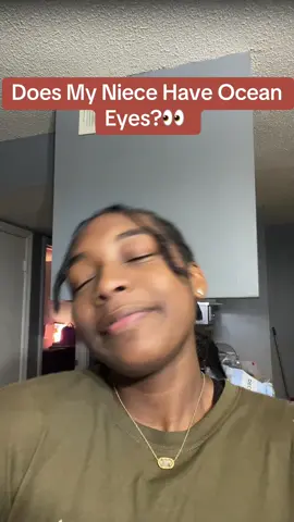 Pretty Eyes ( Niecy Pooh ) 