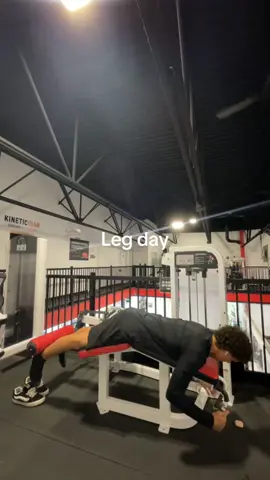 #legday #gym #gymindustriel #neverskiplegday 