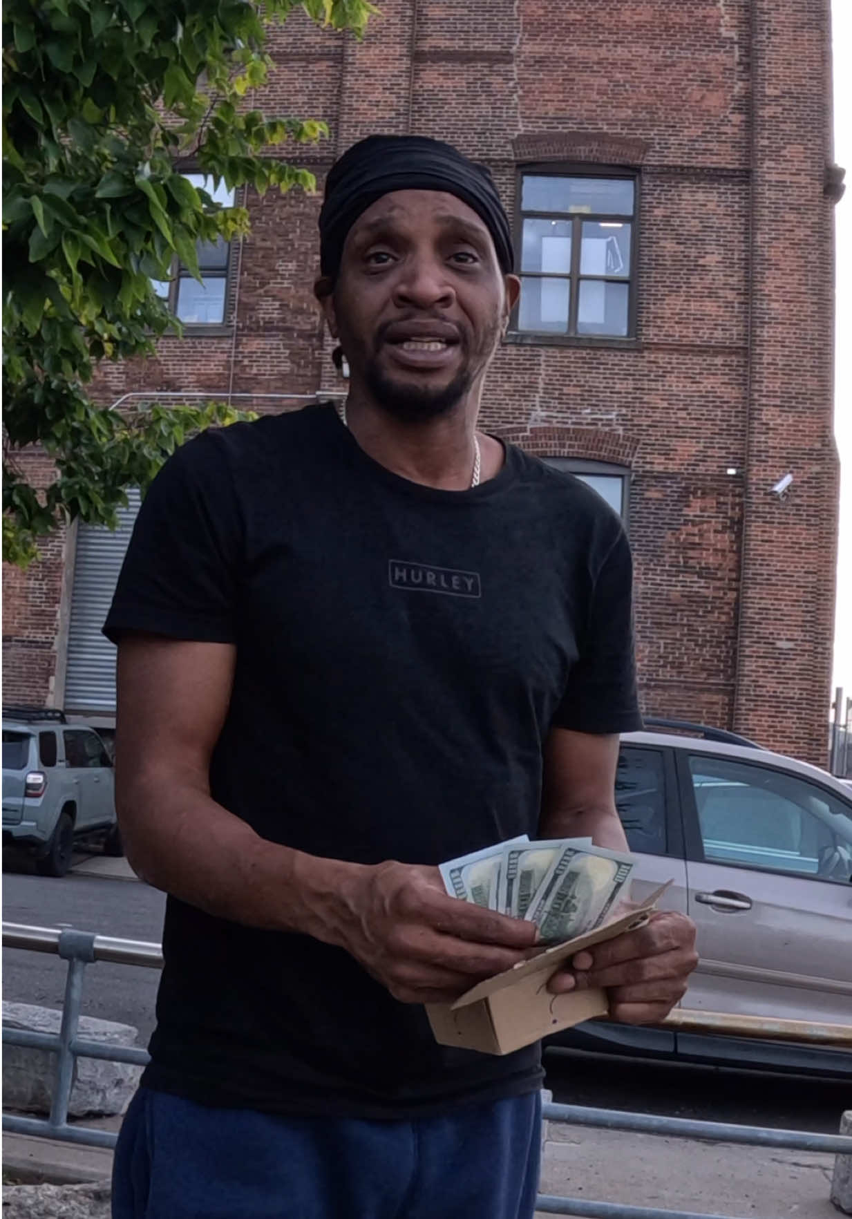 “I fell on hard times” 😢💔 (D0NAT3 1N B1O) #money #miami #losangeles #nfl #NBA