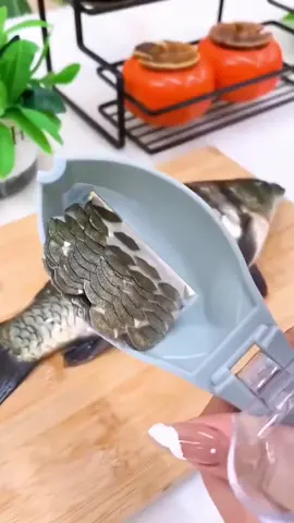 Confira Descamador de Peixe,Remove Escamas de Peixes com 70% de desconto! Somente R$26,99. Encontre na Shopee agora! https://s.shopee.com.br/3LI1DG1F99