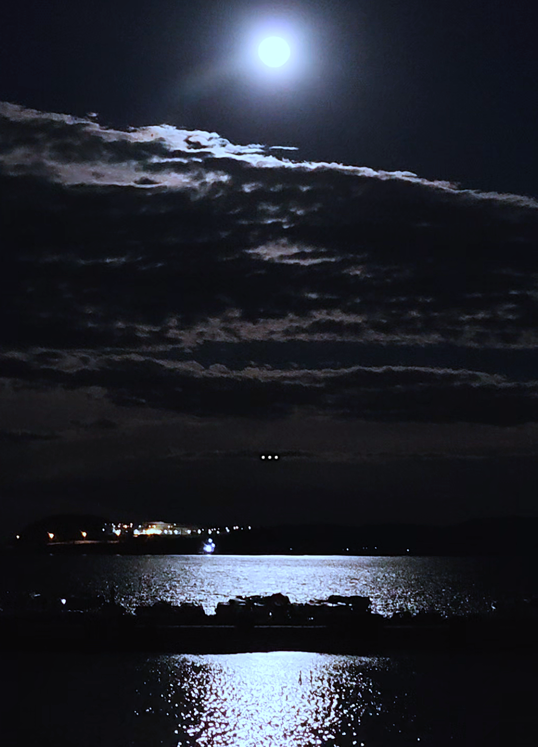 #moon #lagotiticaca #airbag #caeelsol #paratii