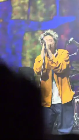 【最新映像】喉の調子やばすぎる#ワンオク #oneokrock #ワンオクロック #madrid #puppetscantcontrolyou 
